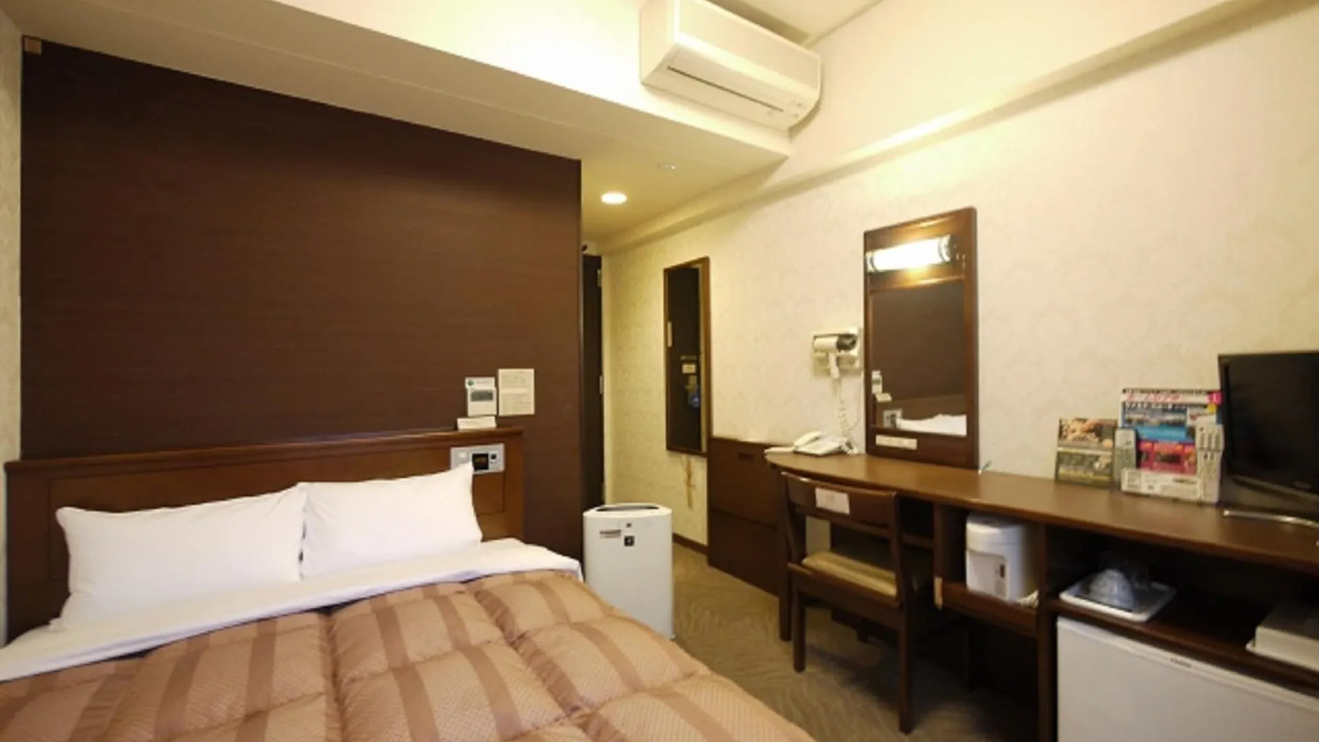 Hotel Route-Inn Yokohama Bashamichi